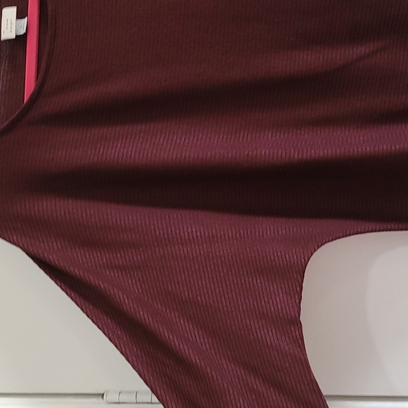 A New Day burgundy dolmain sleeve top ribbed knit - Picture 5 of 6